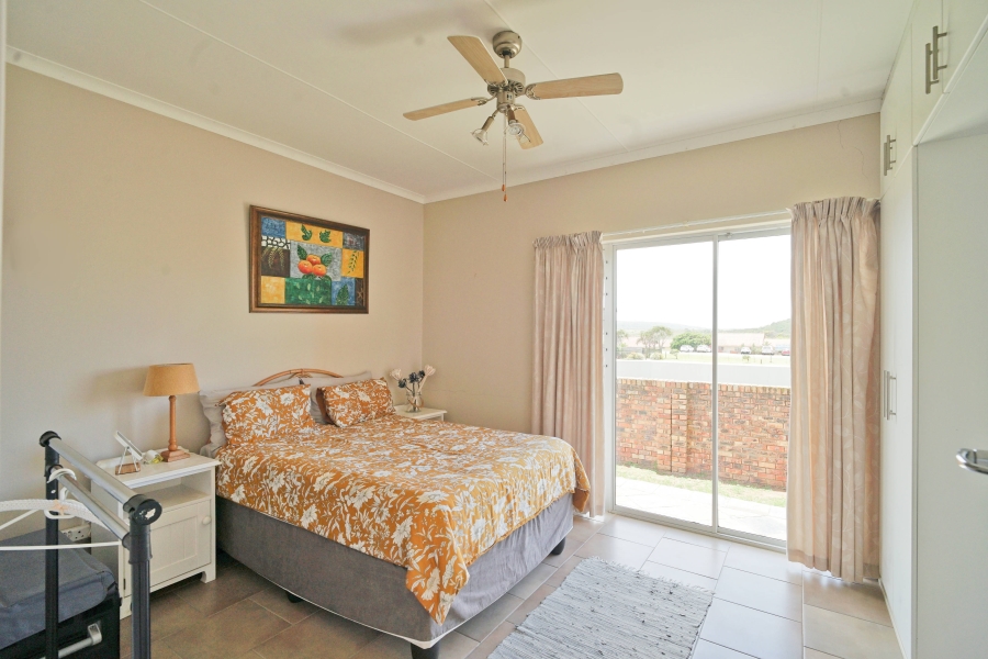 4 Bedroom Property for Sale in Kidds Beach Eastern Cape